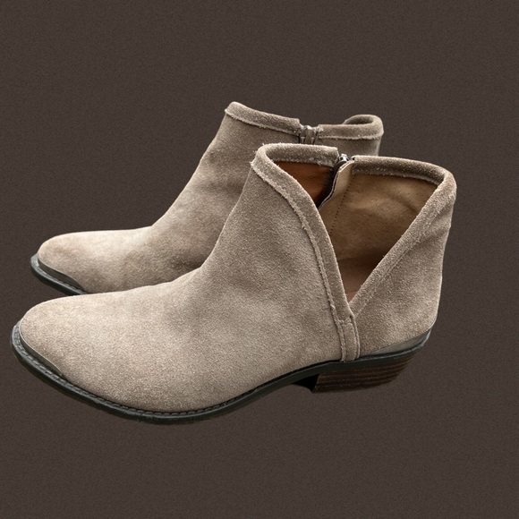 LUCKY BRAND WOMENS SUEDE ANKLE BOOTIES - Picture 5 of 8